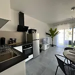 Cosy A 2 Pas De La Croisette Apartment