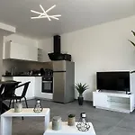 Cosy A 2 Pas De La Croisette * Cannes
