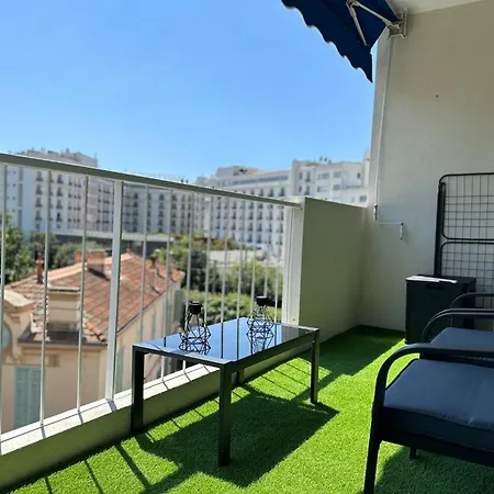 Cosy A 2 Pas De La Croisette